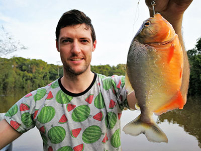 Pesca de Pirañas y la Luz de la Selva