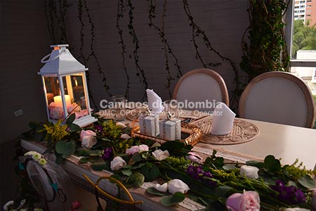 Decoración evento, centro de mesa bodas