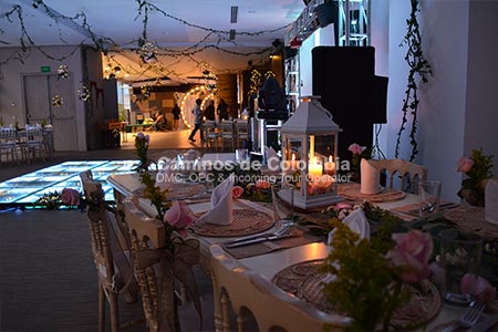 Decoración evento, centro de mesa bodas